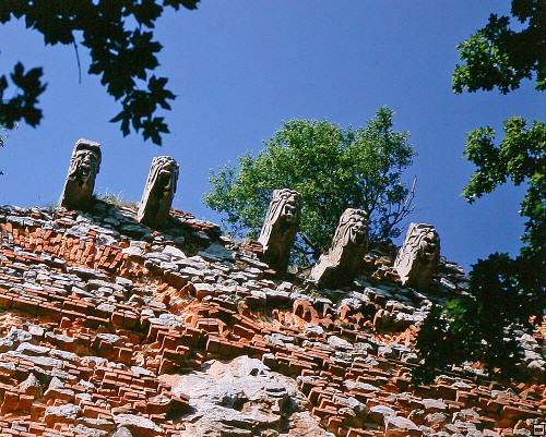 img00004.jpg