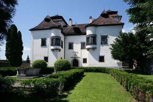 img00017.jpg