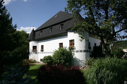 img00019.jpg