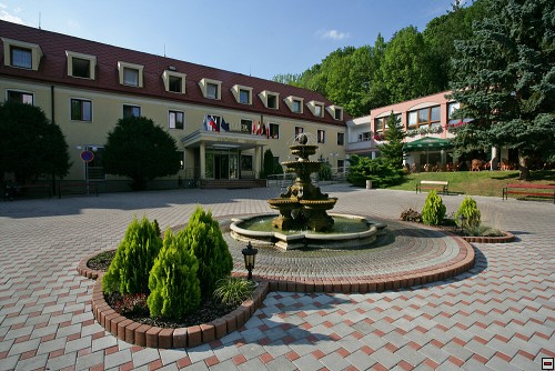 img00023.jpg