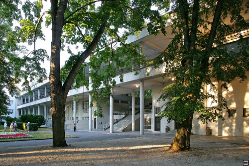 img00032.jpg