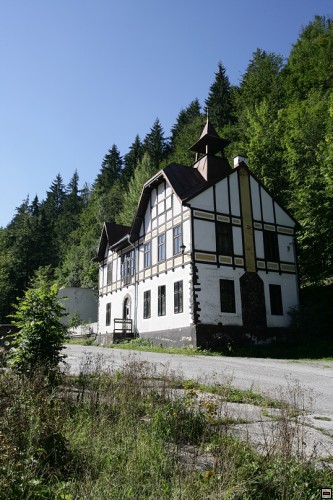 img00060.jpg