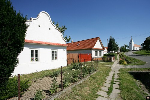 img00027.jpg