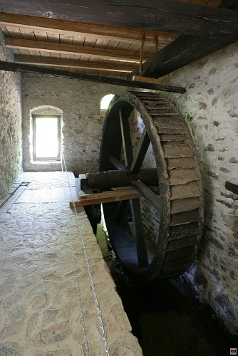 img00017.jpg