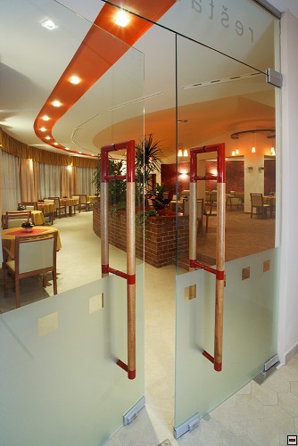 img00026.jpg