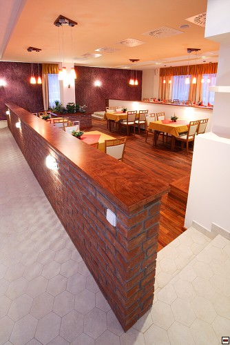 img00028.jpg