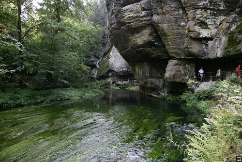 img00064.jpg