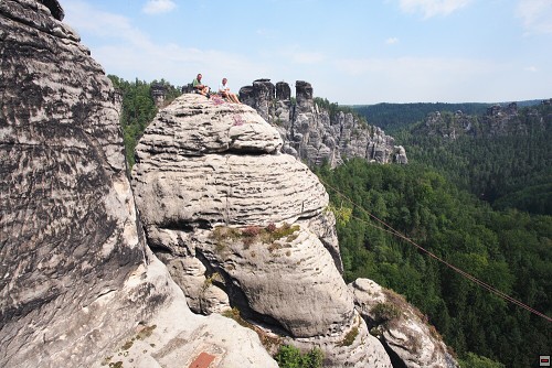 img00011.jpg