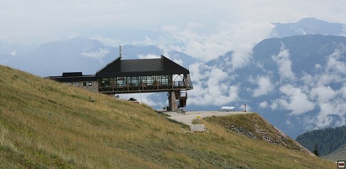 img00003.jpg