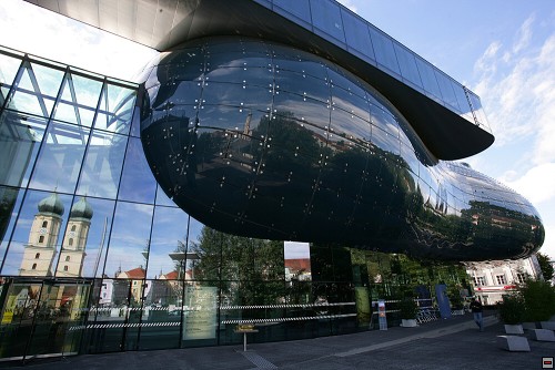 img00019.jpg